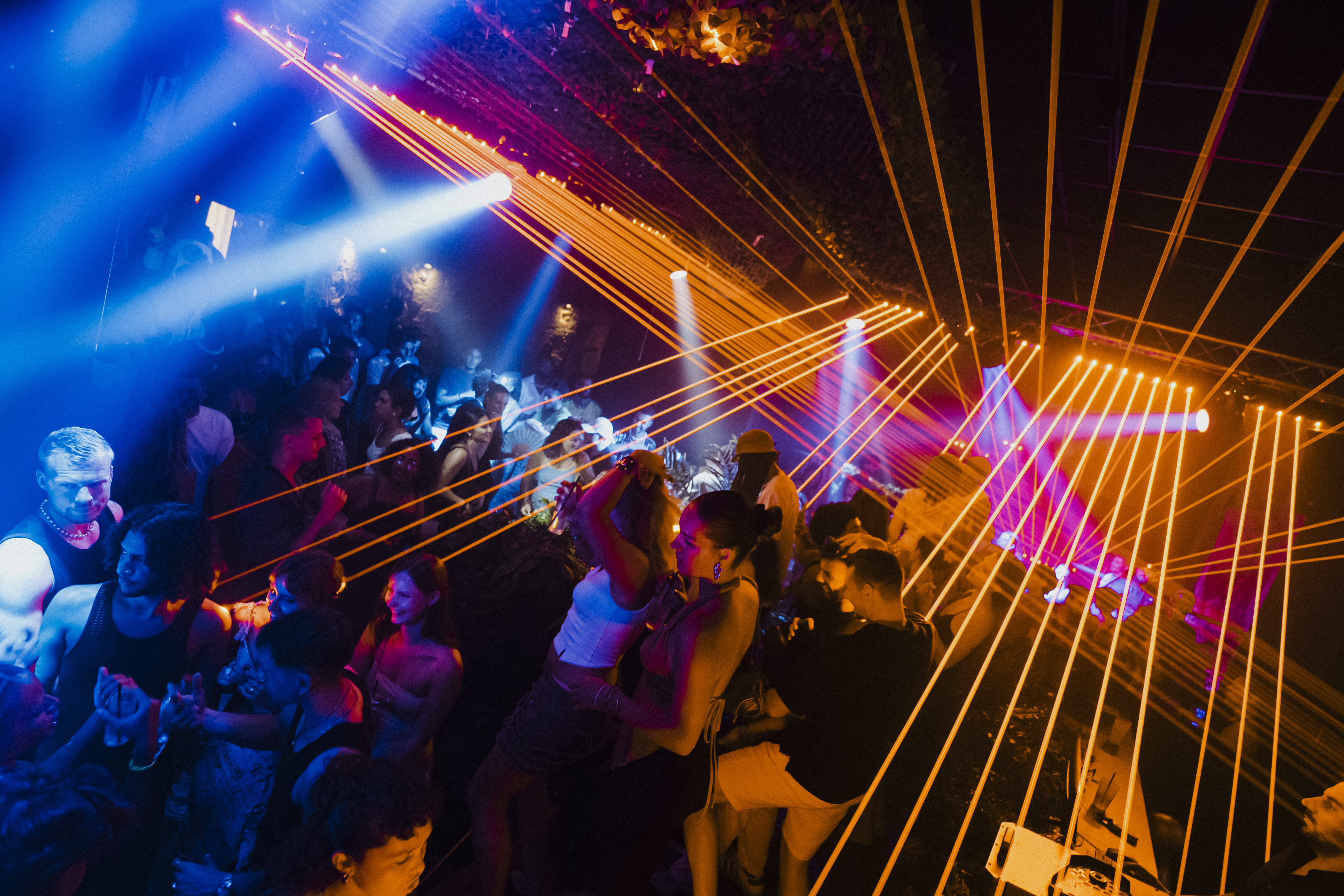 Ambiance club